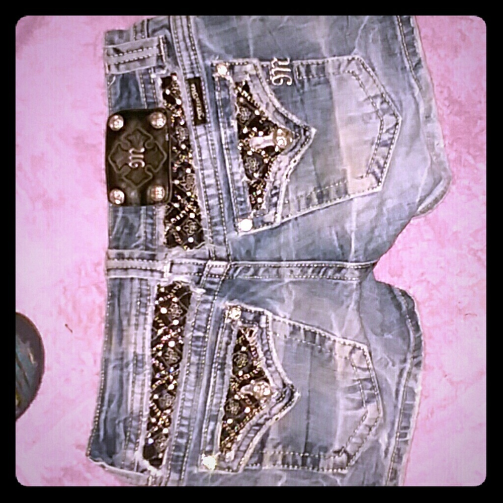 Miss me 27 waist, inseam 3/4